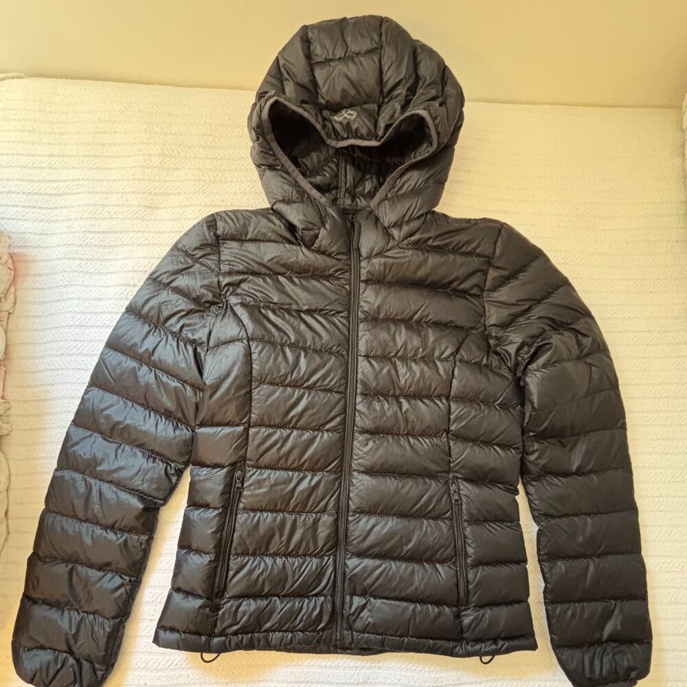 Aritzia TNA Botaine Jacket